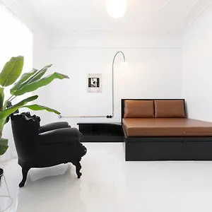 Apartment Trilogy Black